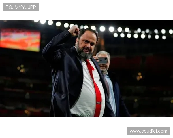 登博思对阵阿尔梅勒比赛延期引发赛程调整关注球迷热议与联赛影响分析