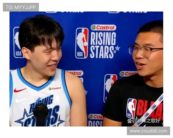 杨瀚森现场表达对约基奇的钦佩翻译因害羞被当场批评引发笑声